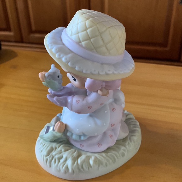 Precious Moments Lord Let Our Friendship Bloom - Picture 2 of 4